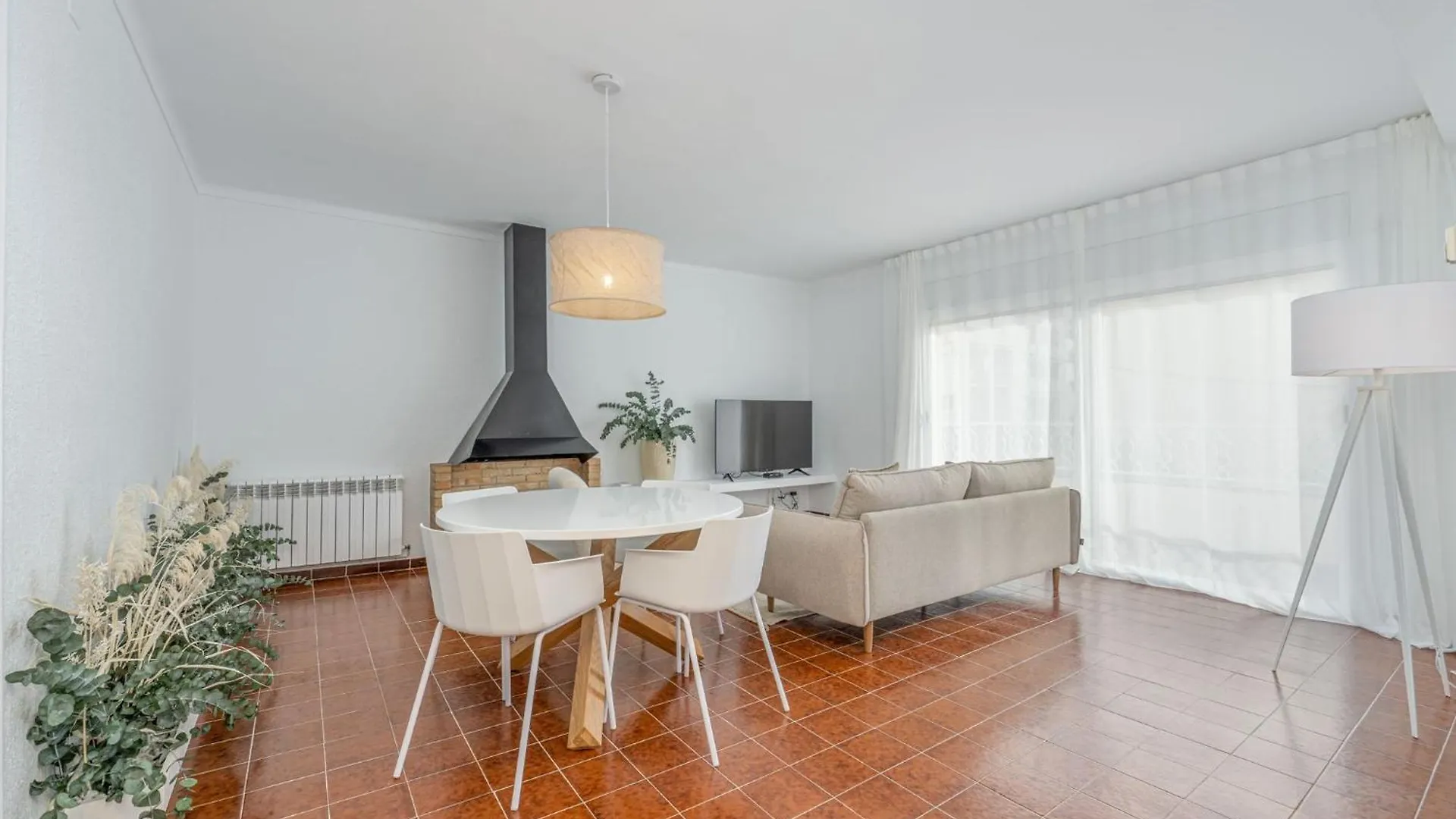 Milenial Immo Llotja Apartamento A 100 Mts De La Playa De Rosas 0*,  España