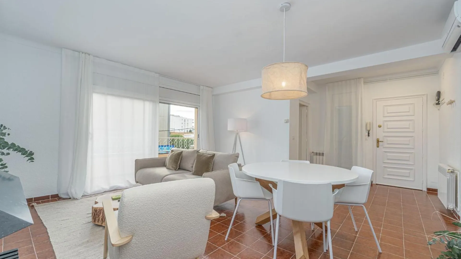 Milenial Immo Llotja Apartamento A 100 Mts De La Playa De Roses